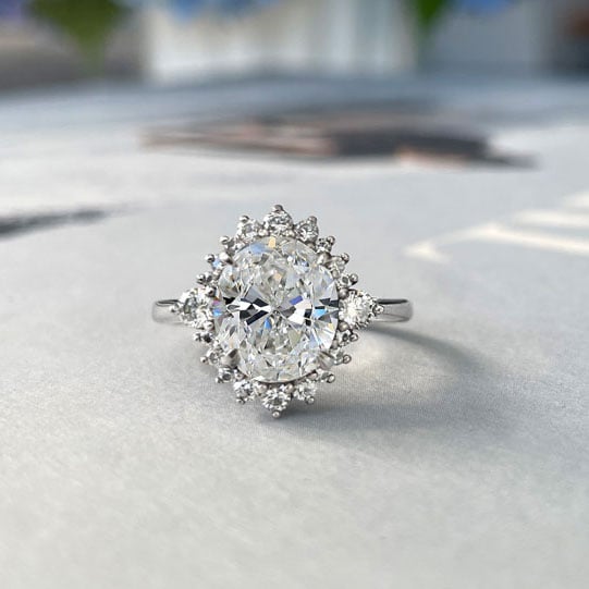 MEET MOISSANITE