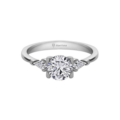 1 Ct Round Moissanite Gairsay Three Stone Engagement Ring