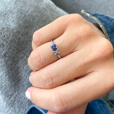 Tanzanite & Diamond XO Ring