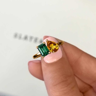 2 Ctw Pear & Emerald Birthstone Toi et Moi Two Stone Ring