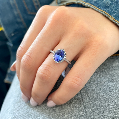 2.50 Ct Oval Tanzanite & Diamond Royal Halo Ring