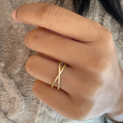 Criss Cross Ring
