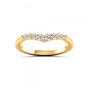 Diamond Graduated Curved Band