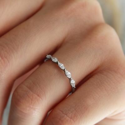Marquise Moissanite Band